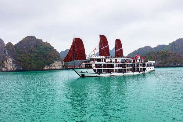V'spirit Premier Cruise